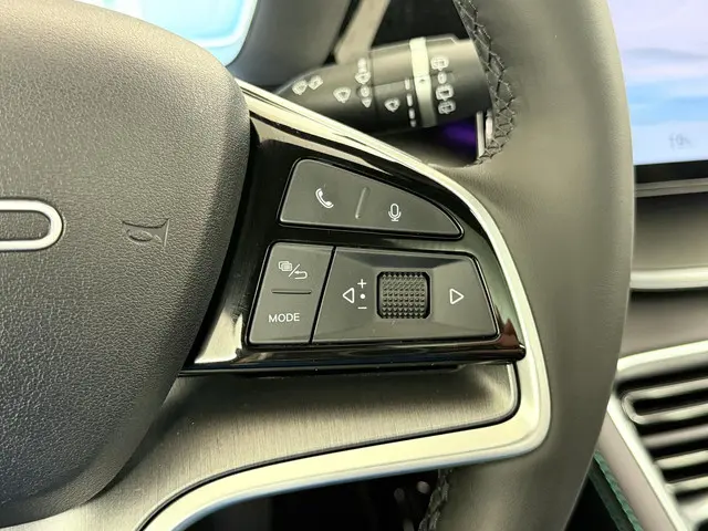 BYD SEAL U 1.5 DM-i FWD Boost 2025 Hybride Benzine 30