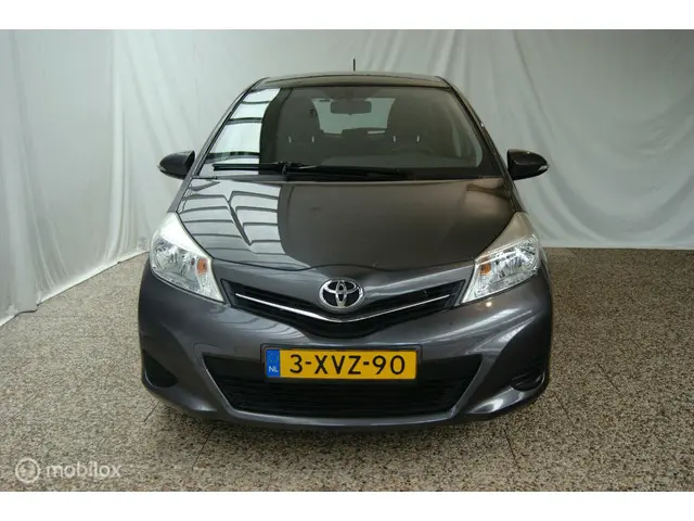 Toyota Yaris 1.0 VVT-i Now Top 5 editie 2014 Benzine 2