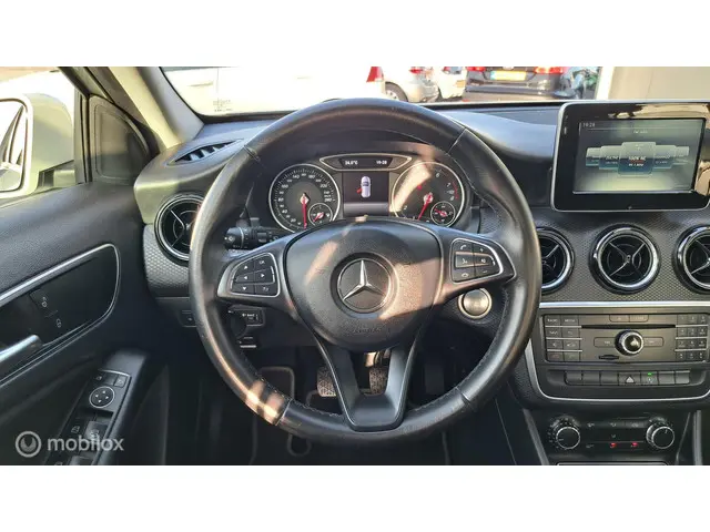 Mercedes-Benz A-Klasse 160 Ambition 2017 Benzine 29