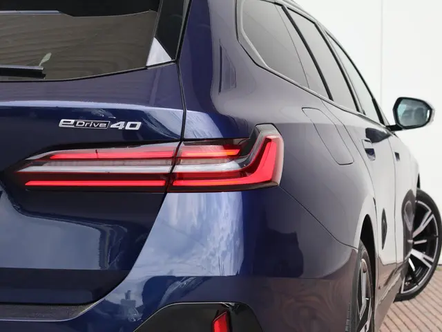 BMW i5 Touring 2024 Elektrisch 36