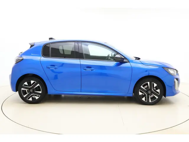 Peugeot 208 PureTech 100 Allure 2024 Benzine 11