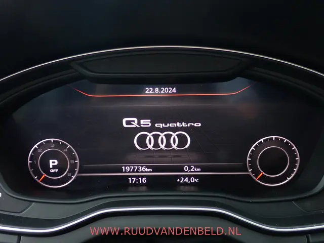 Audi Q5 3.0TDI QUATTRO 2018 Diesel 24