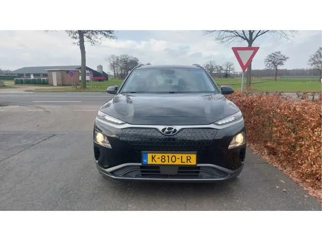 Hyundai Kona EV Comfort 64 kWh 2020 Elektrisch 8