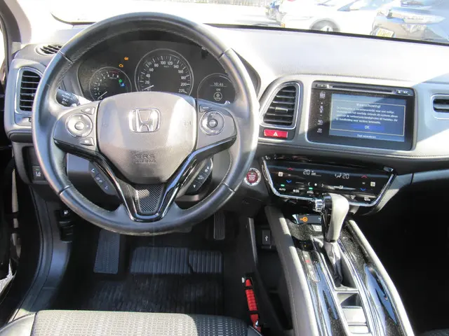 Honda HR-V 1.5 i-VTEC Executive 2017 Benzine 12
