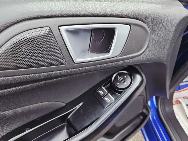 Ford Fiesta 1.0 Style 2016 Benzine 10