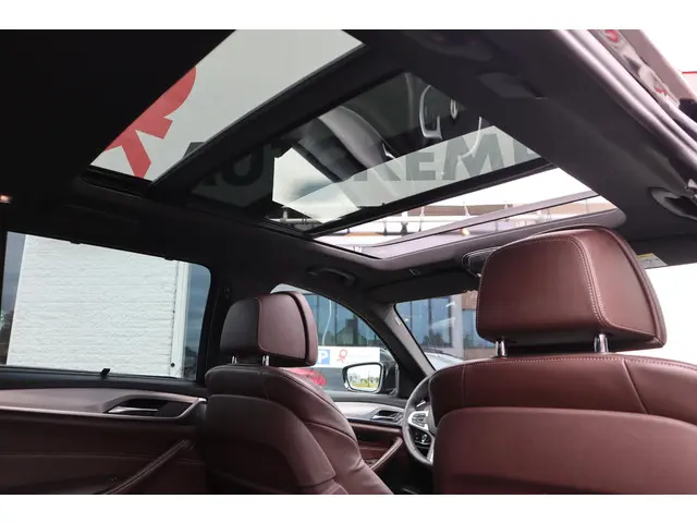 BMW 5 Serie Touring 530i High Executive 2018 Benzine 18