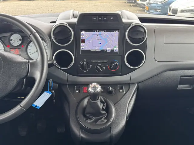 Citroën Berlingo 1.2 PureTech XTR 2018 Benzine 25
