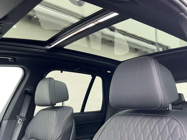 BMW X5 xDrive50e 2024 Hybride Benzine 26