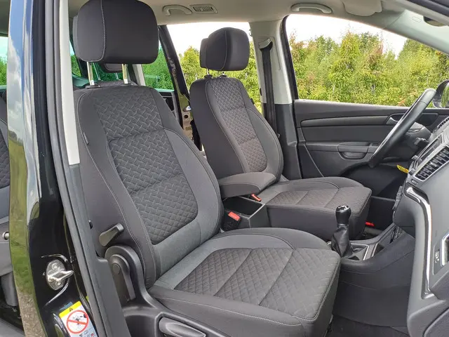 Volkswagen Sharan 1.4 TSI Exclusive JOIN 2019 Benzine 37