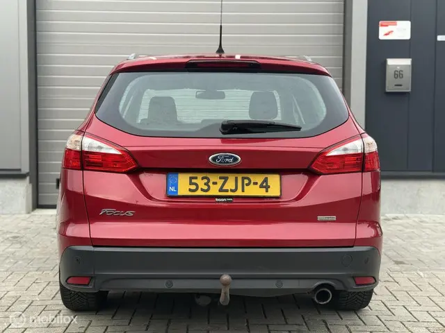 Ford Focus Wagon 1.6 EcoBoost Titanium 2012 Benzine 4