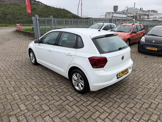 Volkswagen Polo 1.0 TSI Comfortline 2019 Benzine 8