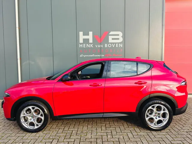 Alfa Romeo Tonale 1.5T Hybrid Super 2023 Hybride Benzine 7