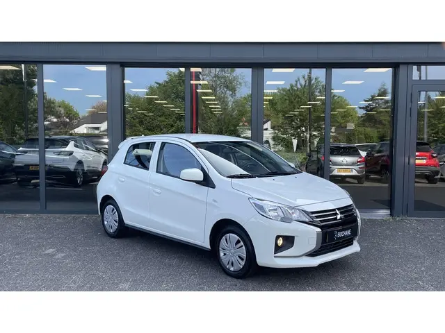 Mitsubishi Space Star 1.2 Connect+ 2024 Benzine 5