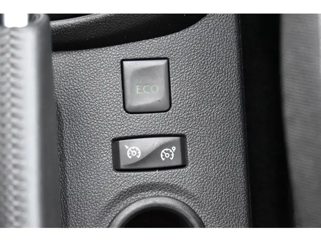 Renault Captur TCe 150 EDC Intens 2019 Benzine 22