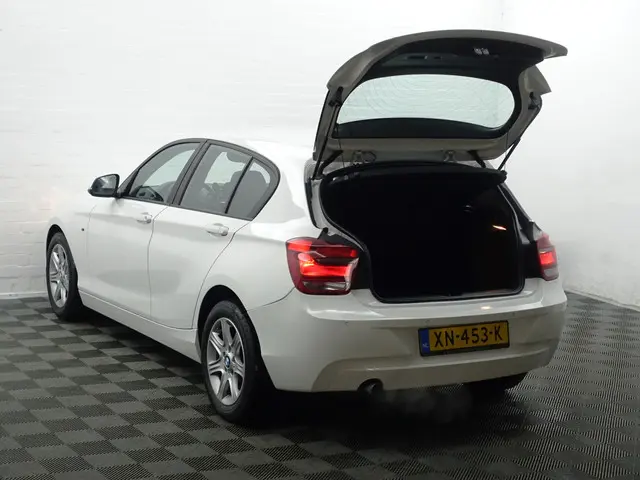 BMW 1 Serie 116i Business- 2012 Benzine 28