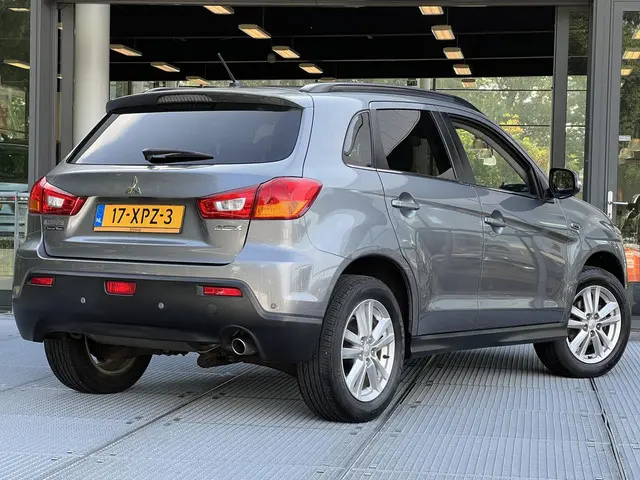 Mitsubishi ASX 2