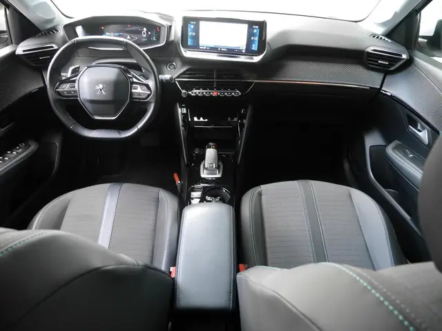Peugeot 208 1.2 PureTech Allure Pack 2021 Benzine 7