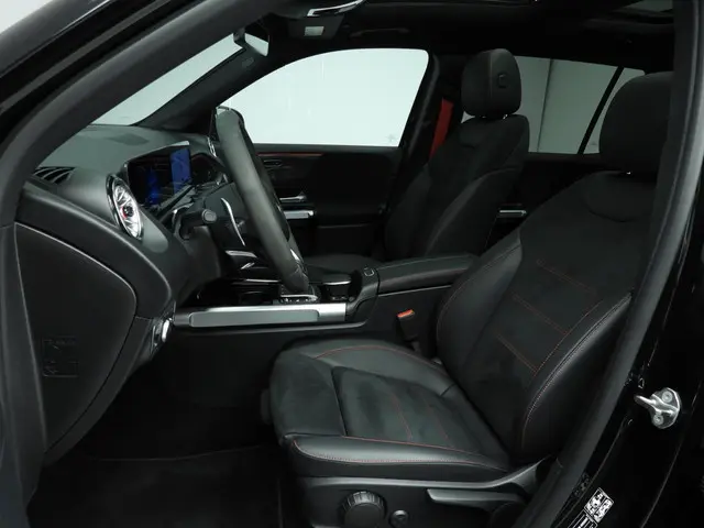 Mercedes-Benz GLB AMG 35 4MATIC 2022 Benzine 7