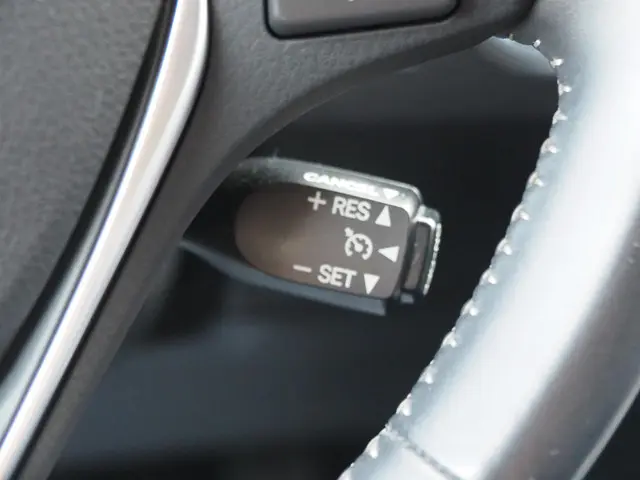 Toyota Auris 1.8 Hybrid Now 2017 Hybride Benzine 6