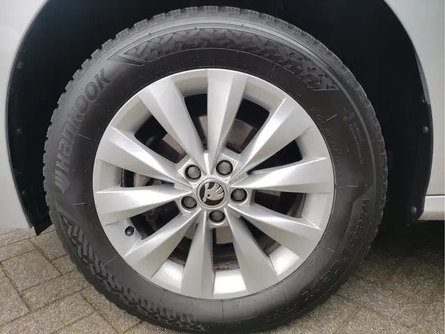 Škoda Kamiq 1.0 TSI Business Edition 2021 Benzine 10