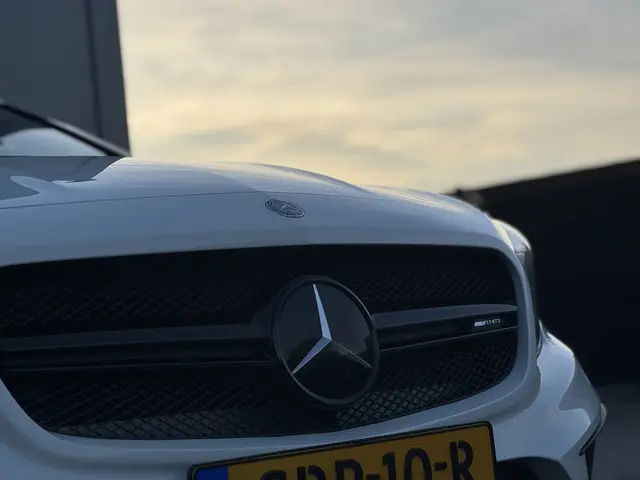 Mercedes-Benz GLA AMG 45 4MATIC 2014 Benzine 19