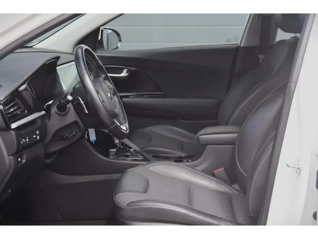 Kia Niro 1.6 GDi Hybrid DynamicLine 2020 Hybride Benzine 8