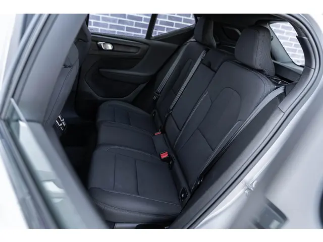 Volvo XC40 Extended Range Plus 2023 Elektrisch 23