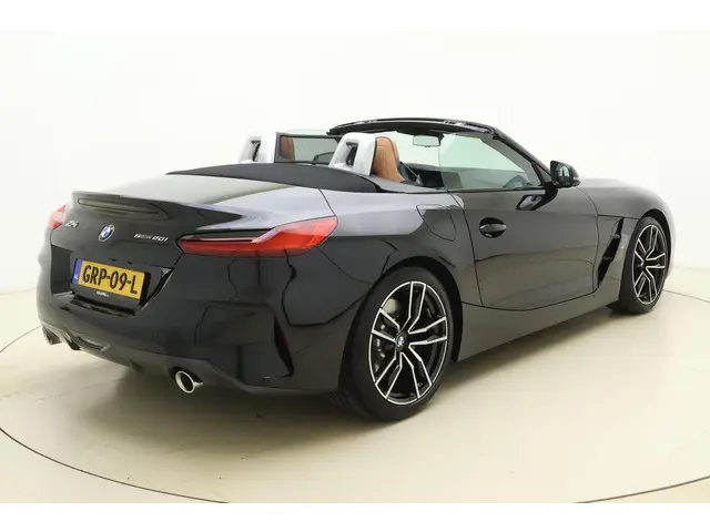 BMW Z4 Roadster sDrive20i High Executive 2024 Benzine 2