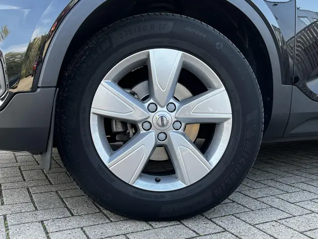 Volvo XC40 1.5 T2 Momentum Core 2020 Benzine 7