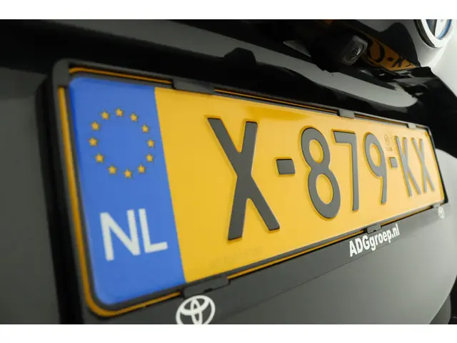 Toyota Yaris 1.5 Hybrid Active 2023 Hybride Benzine 40