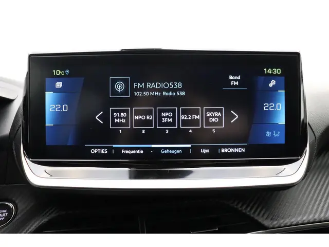 Peugeot e-2008 EV Allure Pack 50 kWh 2022 Elektrisch 21