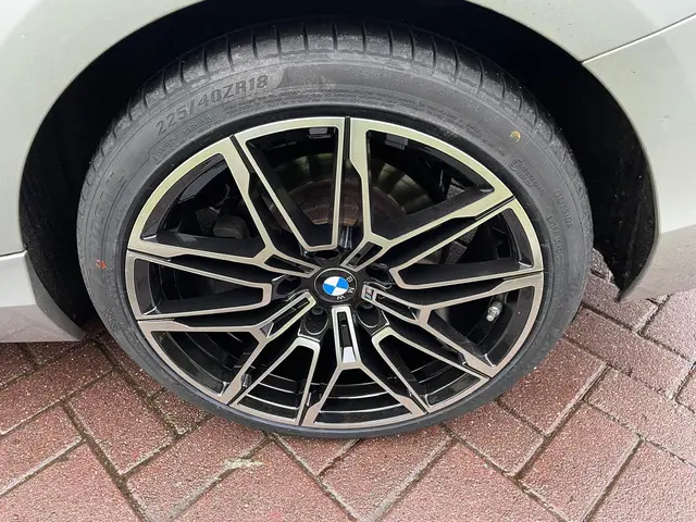 BMW 2 Serie Cabrio 220i 2016 Benzine 24