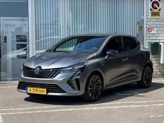 Renault Clio 1.0 TCe 90 GPF Esprit Alpine 2023 Benzine 13