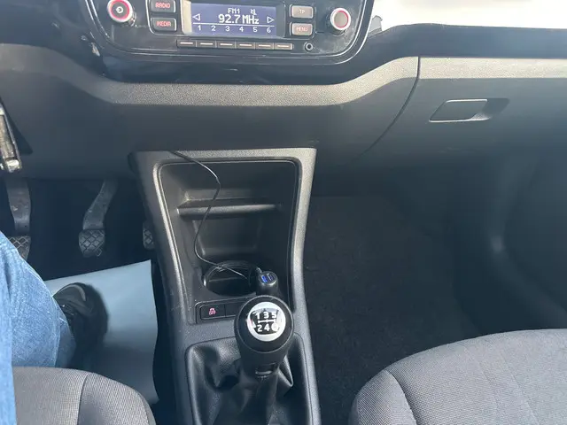 Volkswagen up! 1.0 move up! BlueMotion 2013 Benzine 15