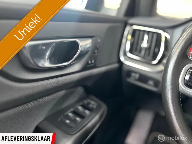 Volvo S60 2.0 T5 R-Design 2020 Benzine 21