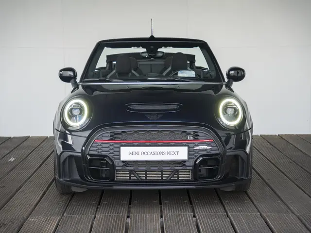MINI Cooper Cabrio John Works Aut. 2021 Benzine 36