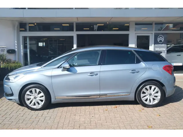 Citroën DS5 THP 155 Executive Automaat-6 2013 Benzine 3