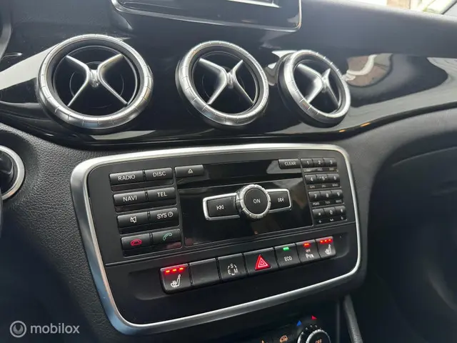 Mercedes-Benz CLA 200 2013 Benzine 7