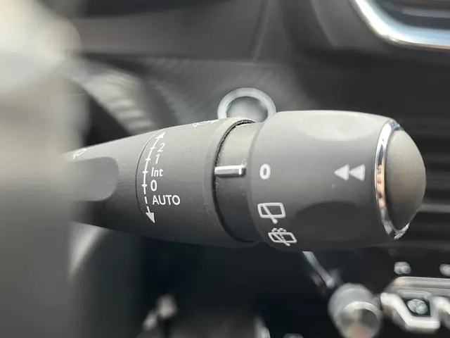 Peugeot e-2008 EV GT 50 kWh 2021 Elektrisch 22