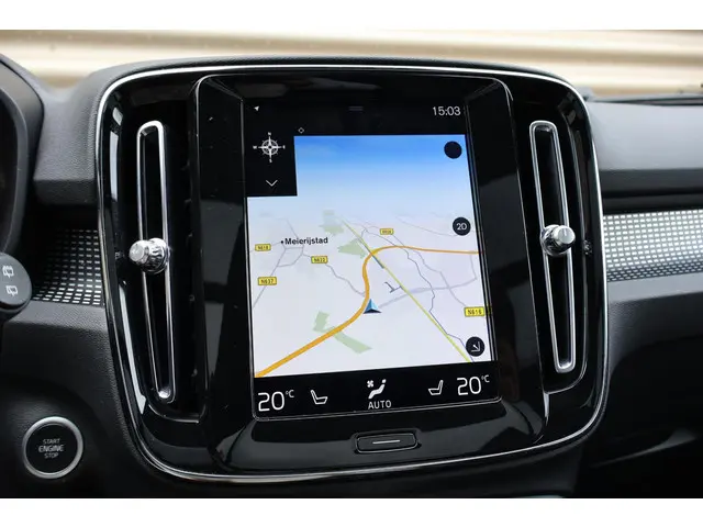 Volvo XC40 T5 Recharge R-Design 2020 Hybride Benzine 32