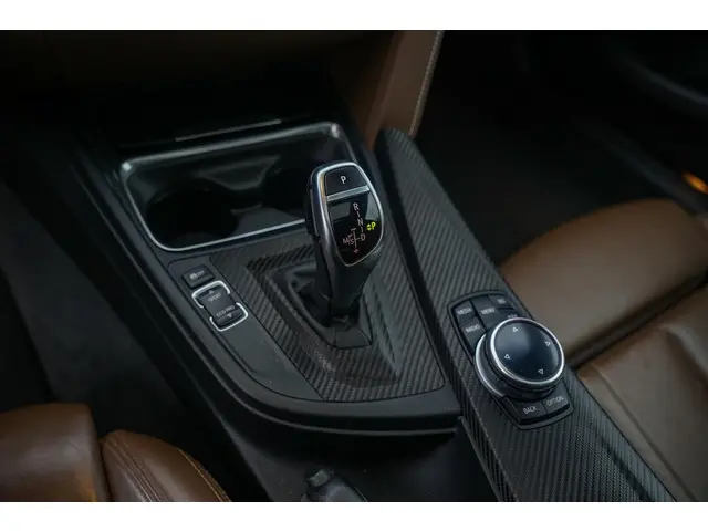 BMW 4 Serie Coupé 428i High Executive 2015 Benzine 15