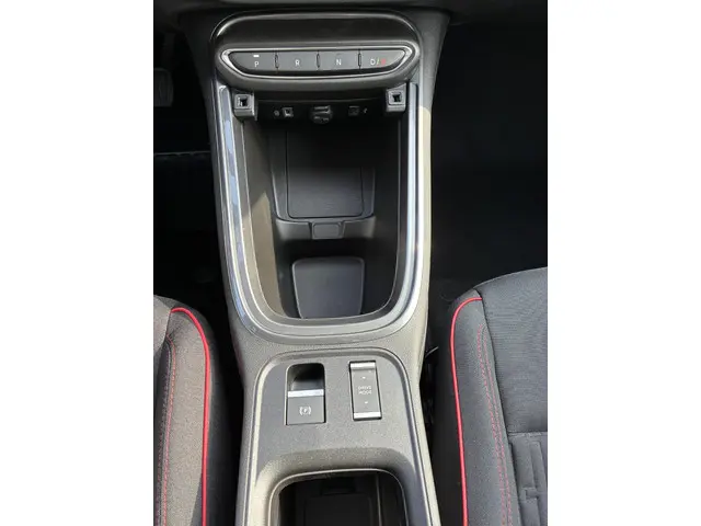 Fiat 600 600e RED 54 kWh 2025 Elektrisch 35