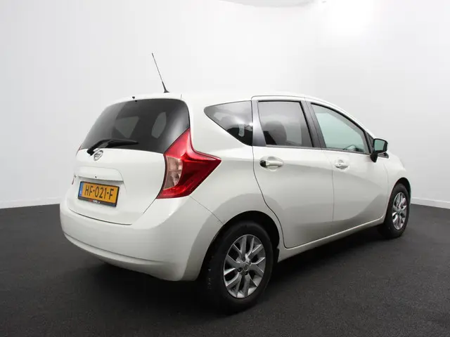 Nissan Note 1.2 Connect Edition 2015 Benzine 6