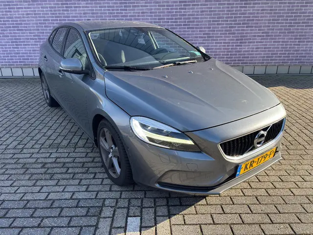 Volvo V40 1.5 T3 Nordic+ 2016 Benzine 3