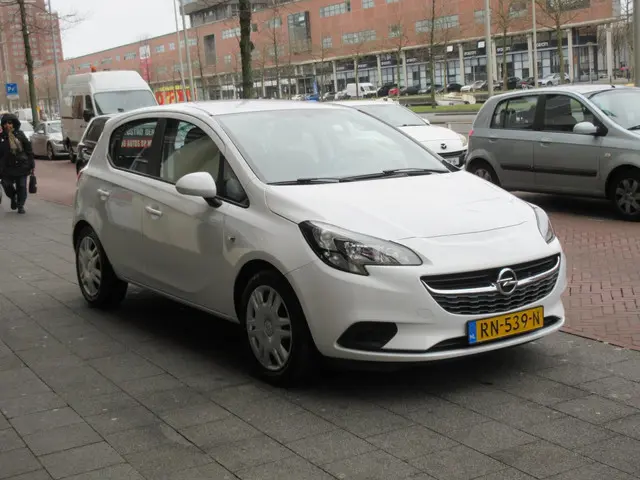 Opel Corsa 1.4 Favourite 5 Deurs Airco PDC 2018 Benzine 4