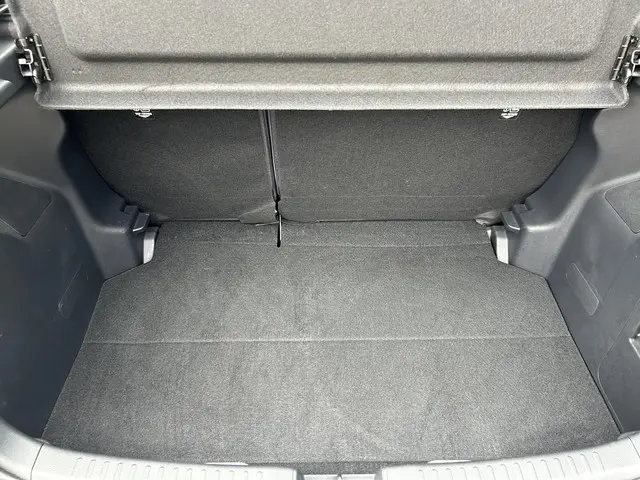 Mazda 2 Hybrid 1.5 Pure 2023 Hybride Benzine 22