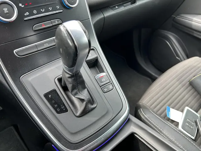 Renault Grand Scénic 1.3 TCe Intens 2019 Benzine 18