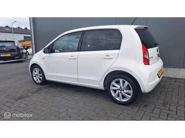 SEAT Mii 1.0 Sport Dynamic 2015 Benzine 6