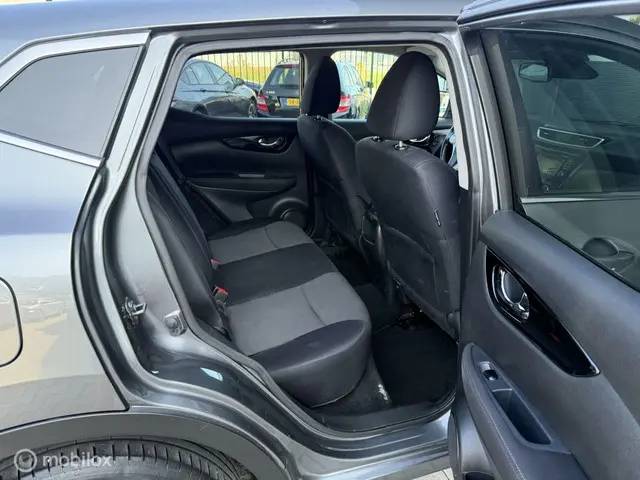 Nissan QASHQAI 1.2 N-Connecta 4 Cilinder 2016 Benzine 11