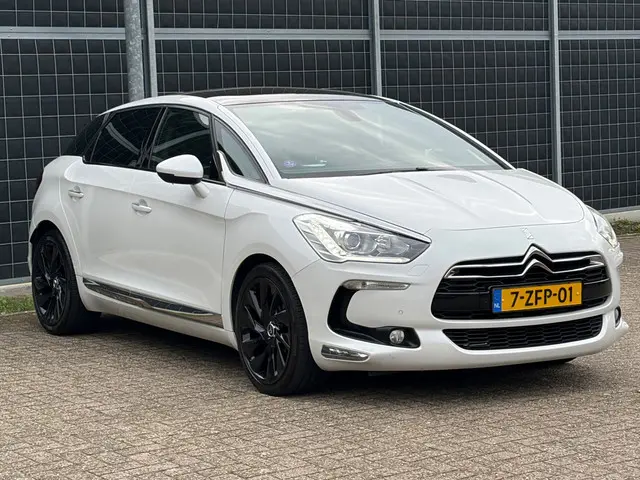 Citroën DS5 1.6 | 156PK | So Chic | automaat | pano | 2014 Benzine 5
